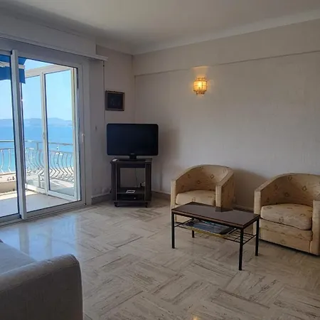Apartment With Terrace At The Foot Of The Saint-Raphael (Var)